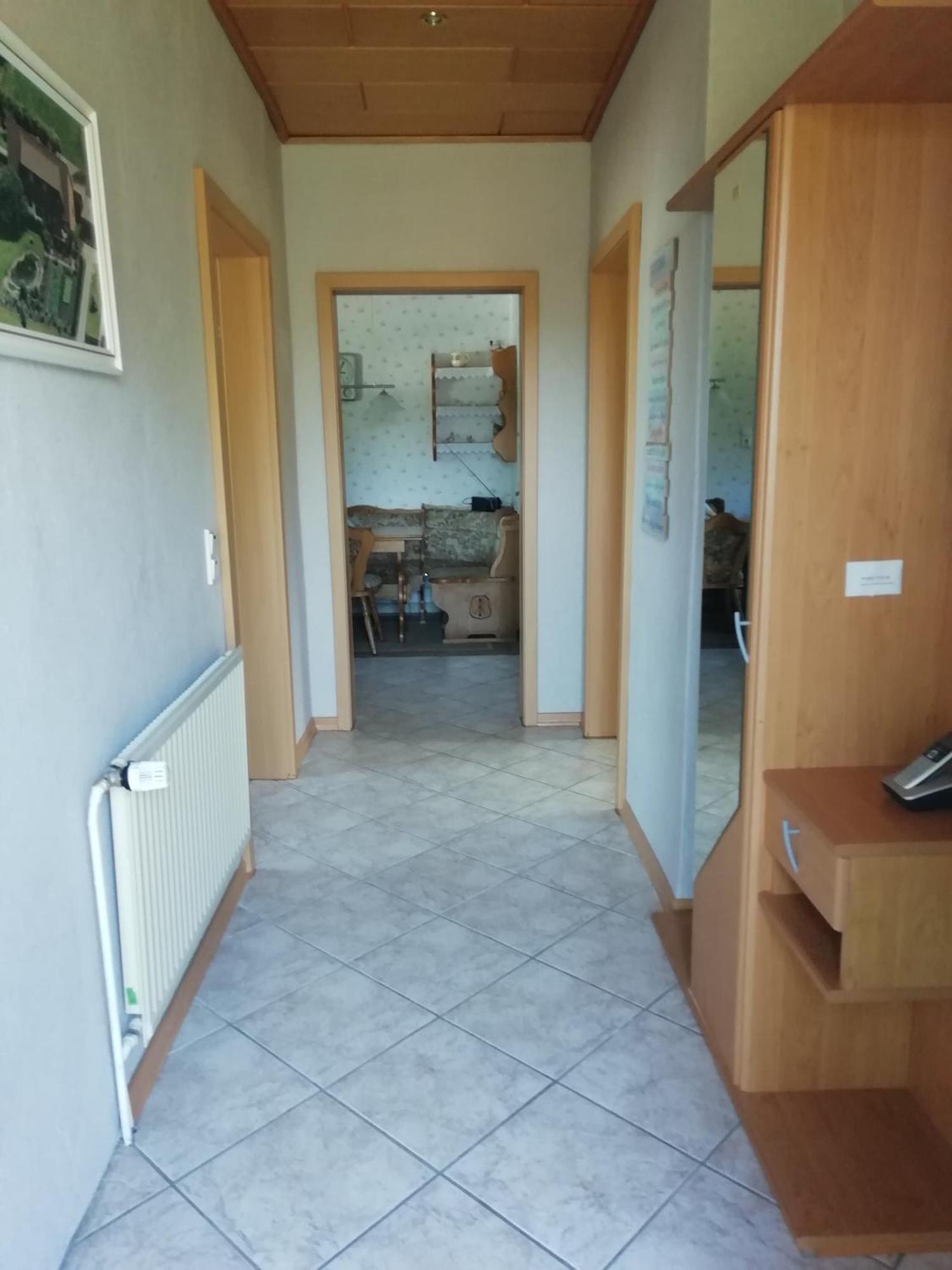 Meyers Ferienwohnung Elmlohe Rum bild